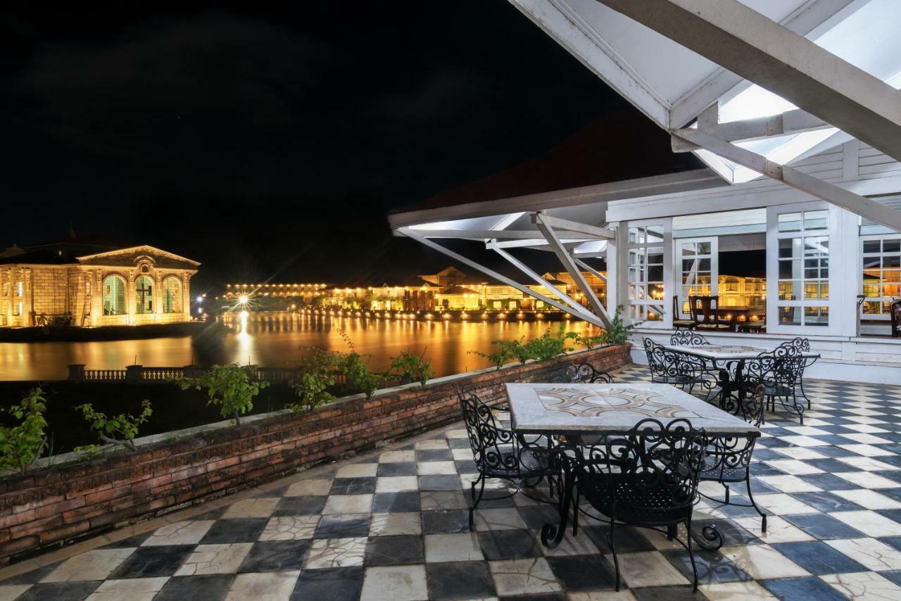 Las Casas Filipinas De Acuzar Bagac Екстер'єр фото